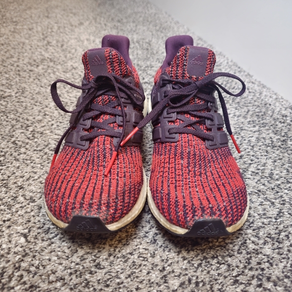 Women's ADIDAS ULTRA BOOST RUNNING SHOE - Picture 1 of 8